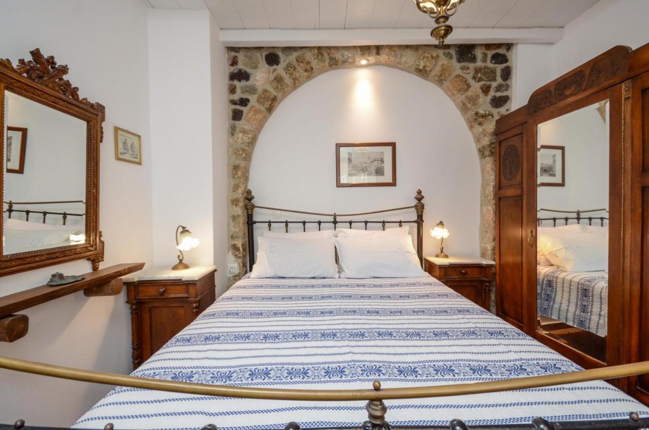 Venetiko Apartments Naxos City Экстерьер фото