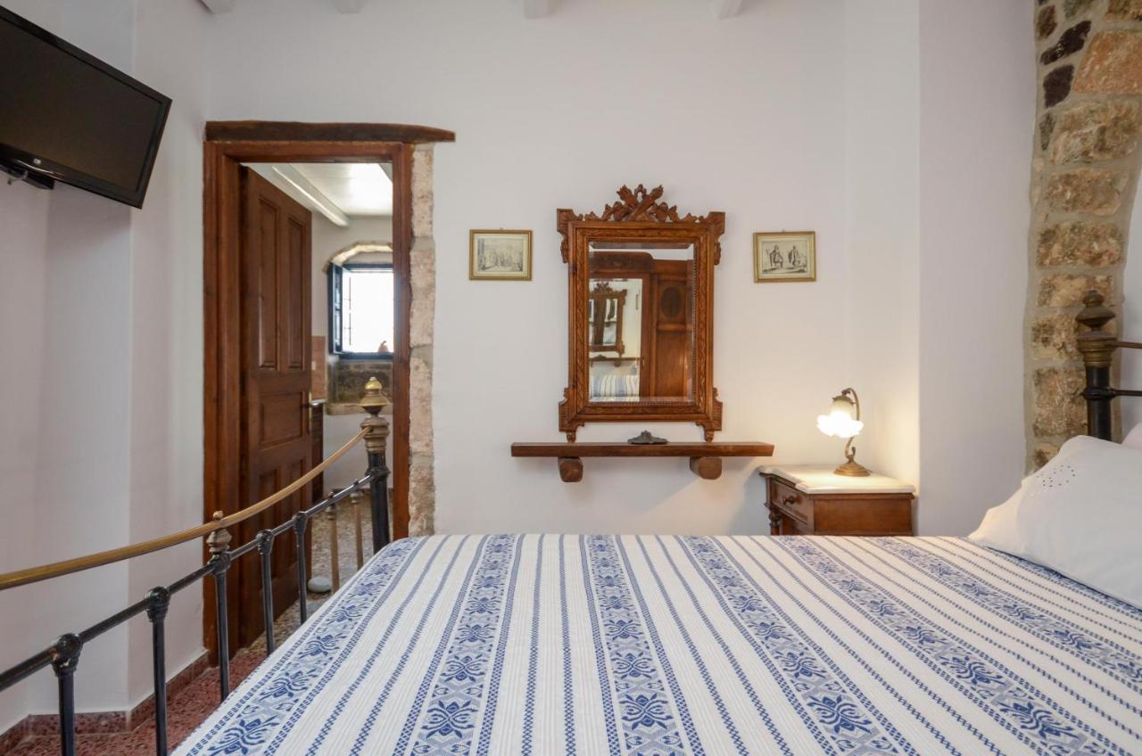 Venetiko Apartments Naxos City Экстерьер фото